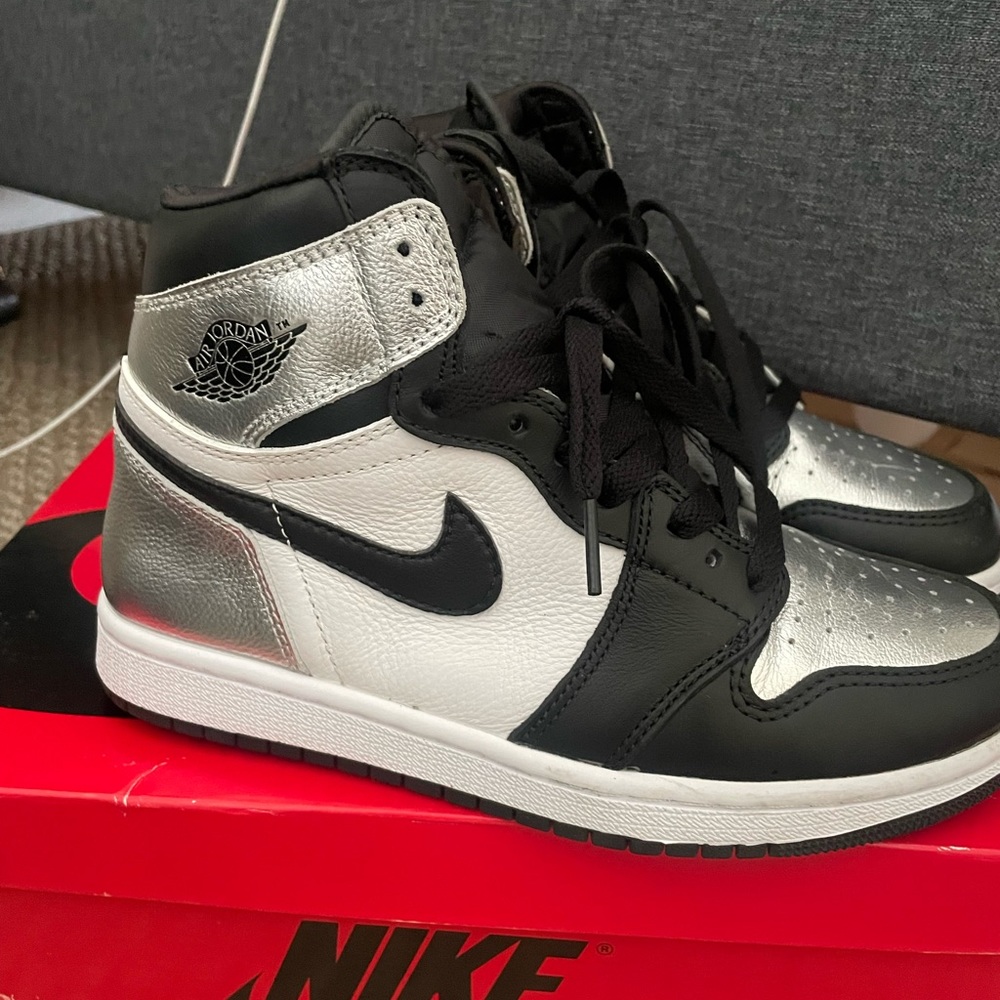 nike air jordan 1s retro high ogs